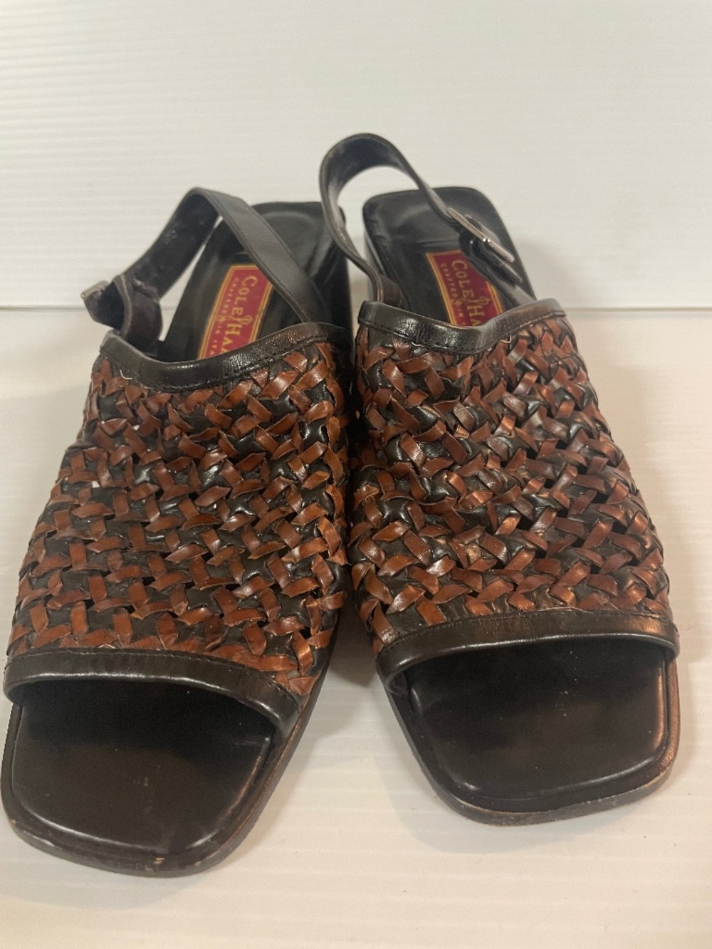 Woven Italian Leather Block Heel Sandal with Open Toe Size 8